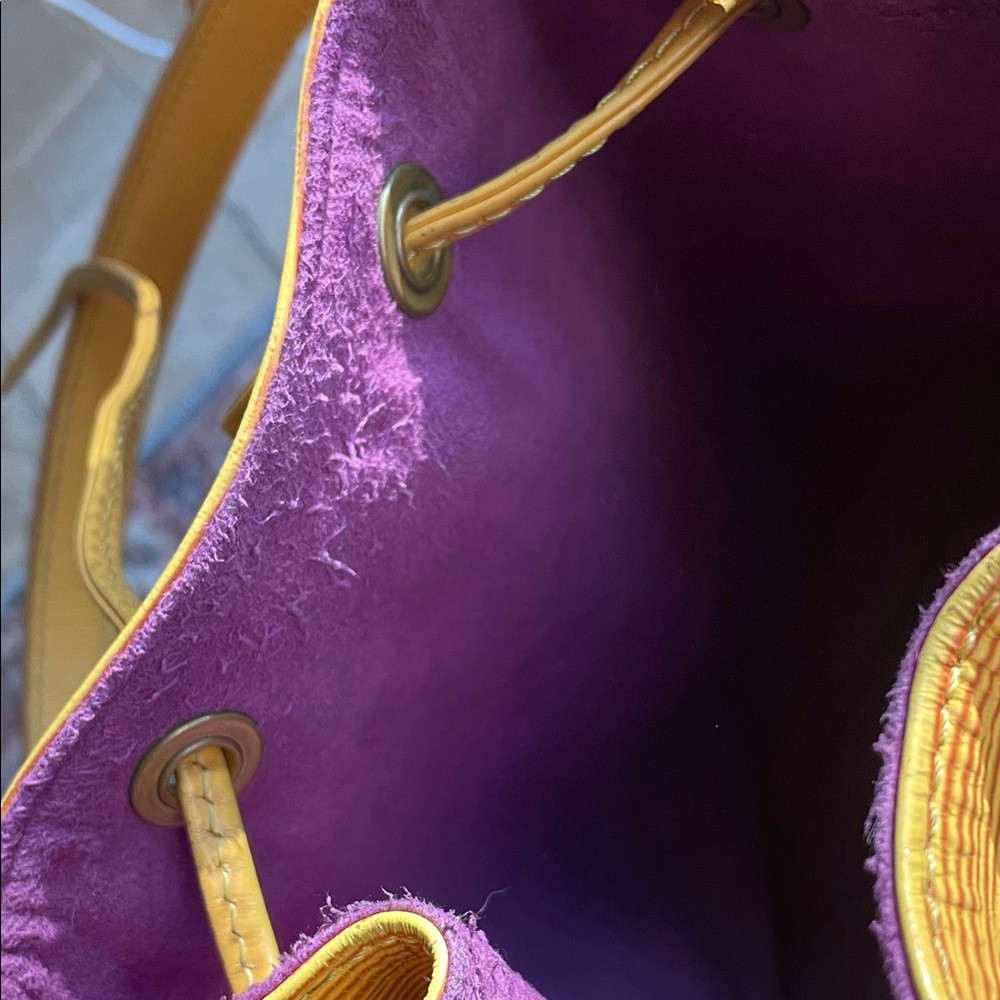 Louis Vuitton Vintage Bucket Bag add Guitar Strap to Crossbody! Authentic As Is - Picture 13 of 17
